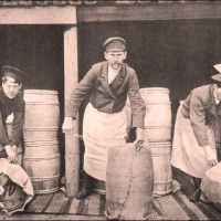 Кооперативный феномен села Старая Барда (1907–1919 гг.) Рабочие на маслодельне