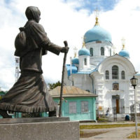 «Героический сотник», «Женщина-Герострат» и другие: образы путешественников из Сибири в столицу в еженедельных журналах второй половины XIX — начала ХХ в. «Прасковье Луполовой, явившей миру подвиг дочерней любви» (памятник в г. Ишим)